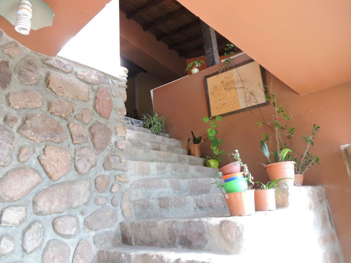 Hostal Casa De Piedra Humahuaca Exteriör bild